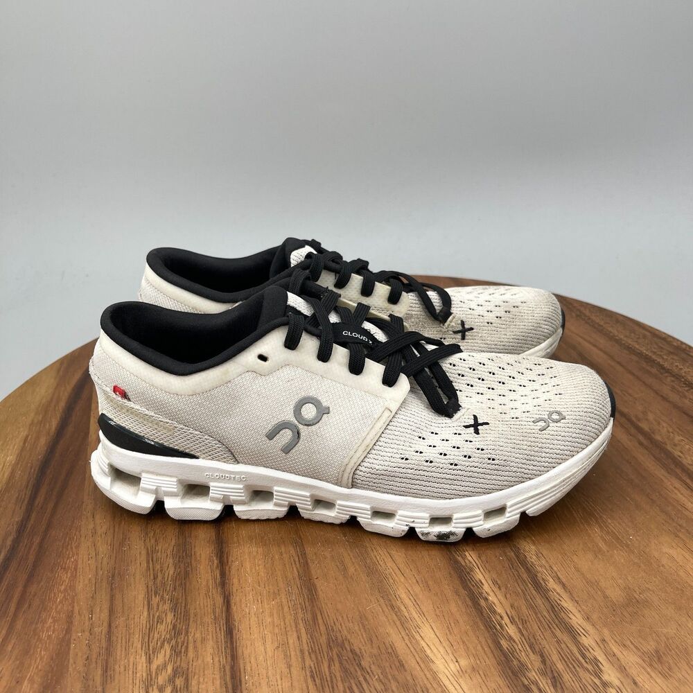 On Cloud X 4 Shoes Womens Size 6 Ivory Training Comfort Running Walking Gym